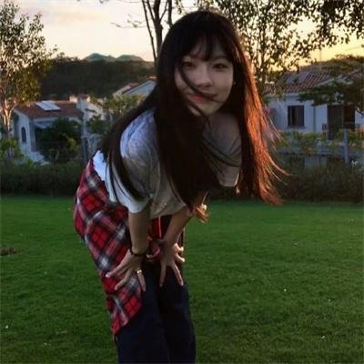 一个新足球